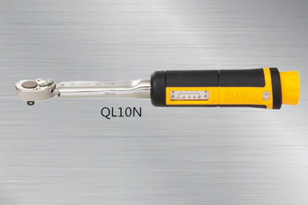 日本東日脫跳式扭力扳手QL10N