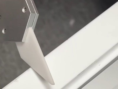 馬桶蓋去除毛邊，用RBZ浮動陶瓷刮刀