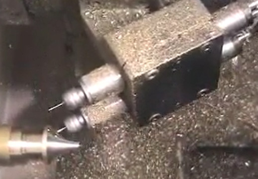 氣動主軸鉆斜孔