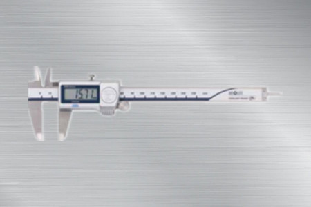 日本三豐數顯卡尺500-702-20