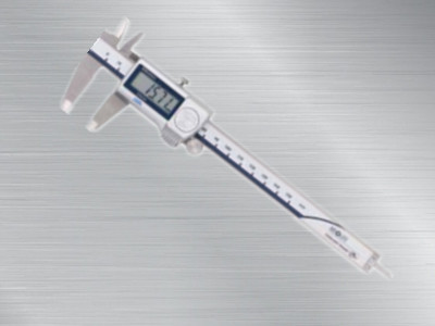 日本三豐數顯卡尺500-702-20