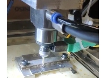 深圳大學使用NAKANISHI高頻銑鉆0.01mm微孔案例