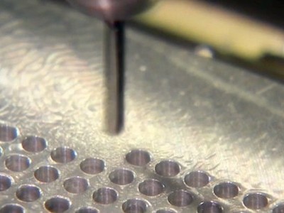 日本NAKANISHI高速主軸大扭矩馬達鉆孔案例