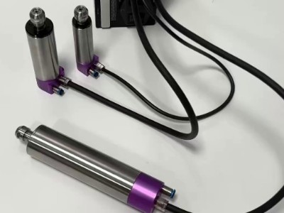 3款不同轉速的高速電主軸共用一臺控制器您見過嗎？