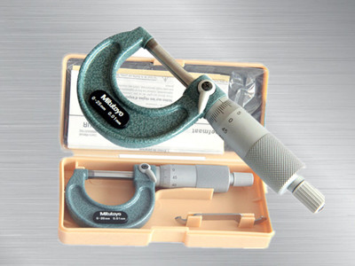 日本三豐外徑千分尺103-137