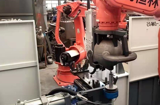 高速電主軸搭配浮動機器人