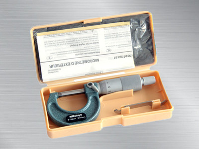 日本三豐外徑千分尺103-129 