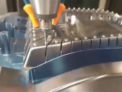 <i style='color:red'>nakanishi增速器hes</i>510-BT40在加工中心進(jìn)行模具高光應(yīng)用