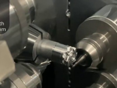 津上側銑動力頭轉速不夠，改裝6萬轉高速電主軸