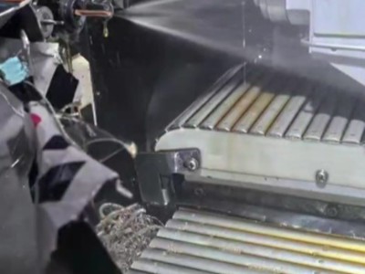 如何解決走心機鉆深孔問題？