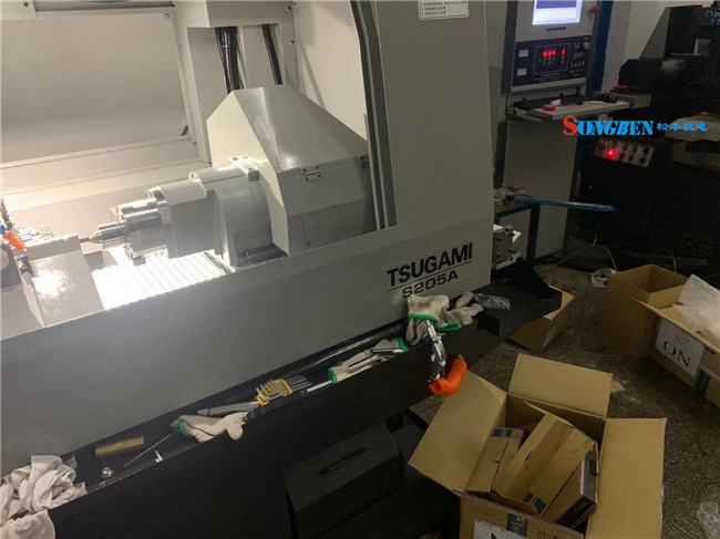 津上走心機S205A