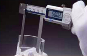 日本三豐內(nèi)徑數(shù)顯卡尺573-642-20案例圖 