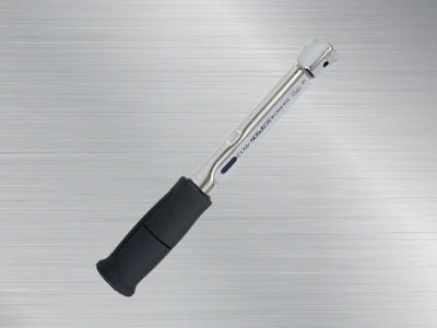 東日可換頭預(yù)置式扭力扳手SCSP50N-9X12