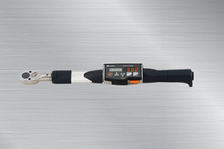 東日可換頭數(shù)字式扭力扳手CEM3-P