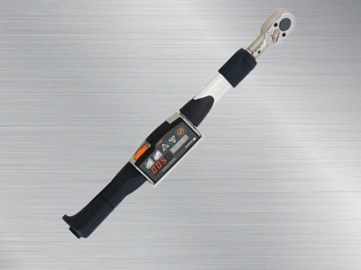 東日可換頭數(shù)字式扭力扳手CEM3-P