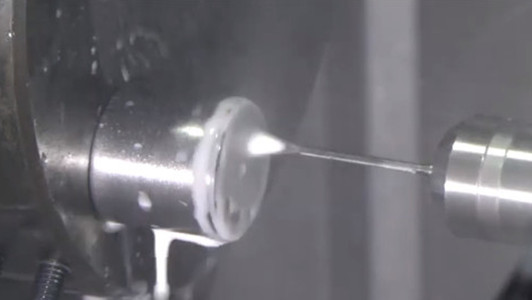 中心出水主軸鉆深孔