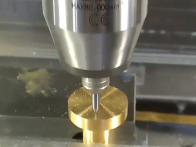 CNC金屬鉆微孔，增速器讓您告別毛刺與粗糙