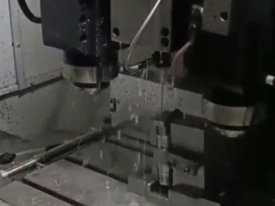 不銹鋼件鉆2.5mm25mm深孔，大扭矩電主軸配這個工具不堵孔