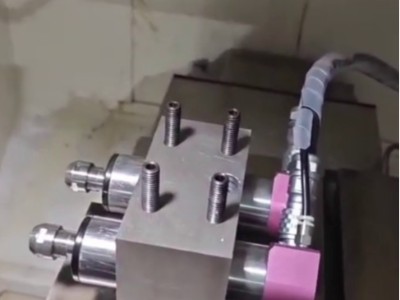 鉆孔銑削可一拖二一拖四高速主軸